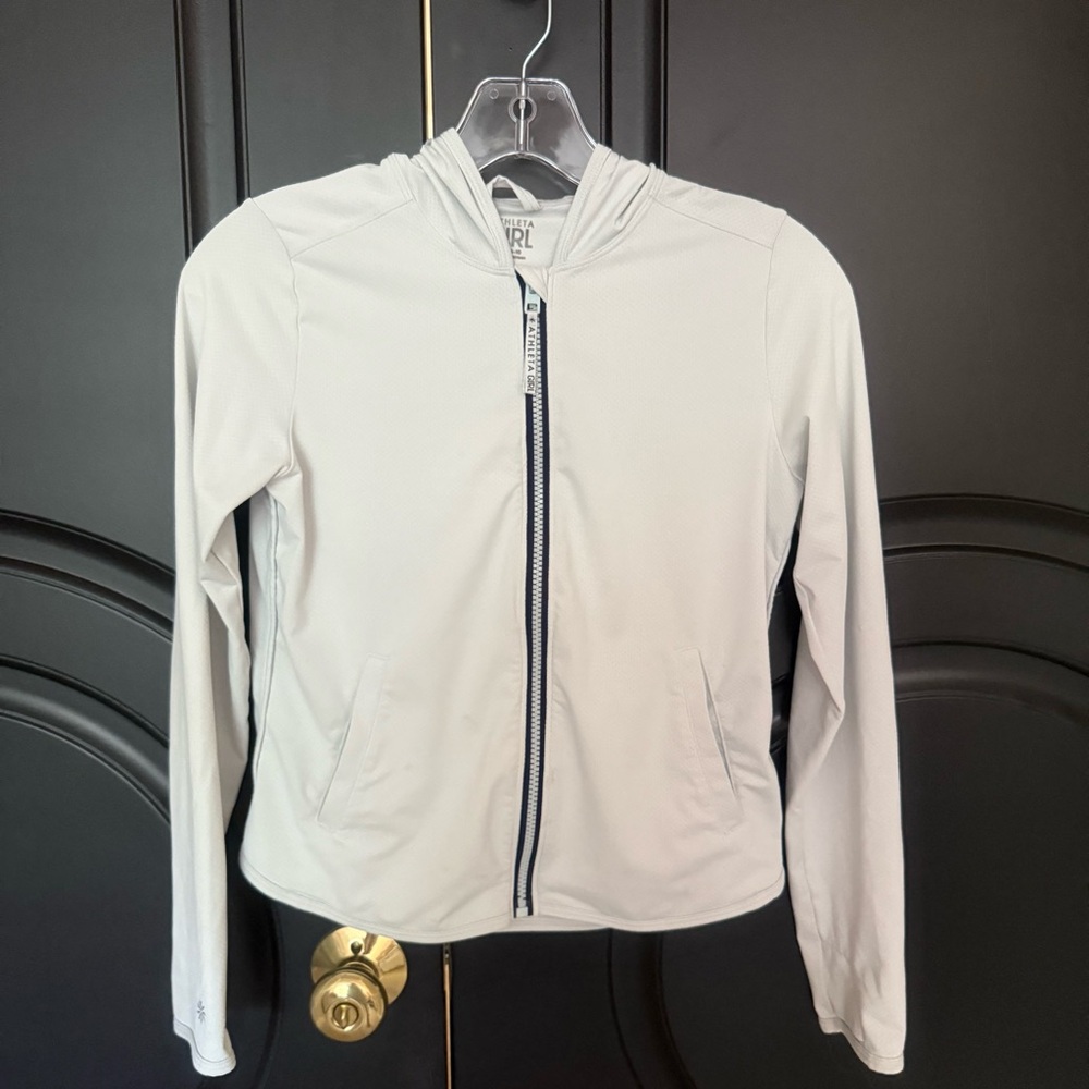 Girls Athleta lightweight zip up jacket size 8-10